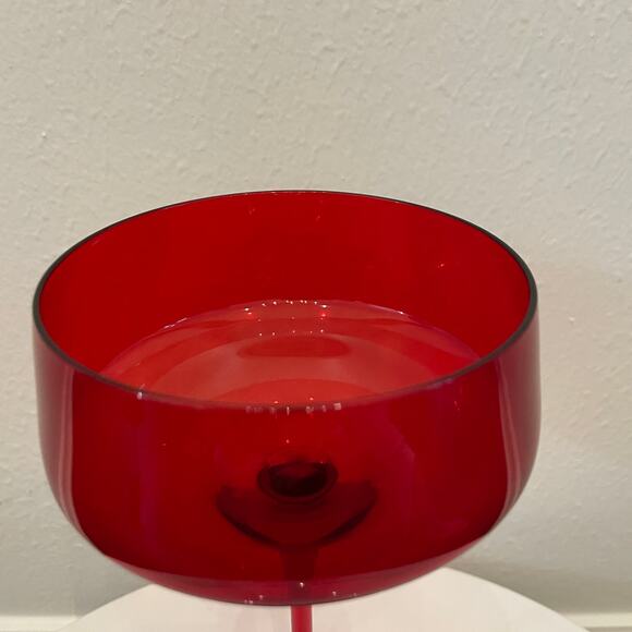 4pc Valentine Red Coupe Glasses 10oz  Holiday Cocktail Champagne Glassware New - Picture 9 of 16